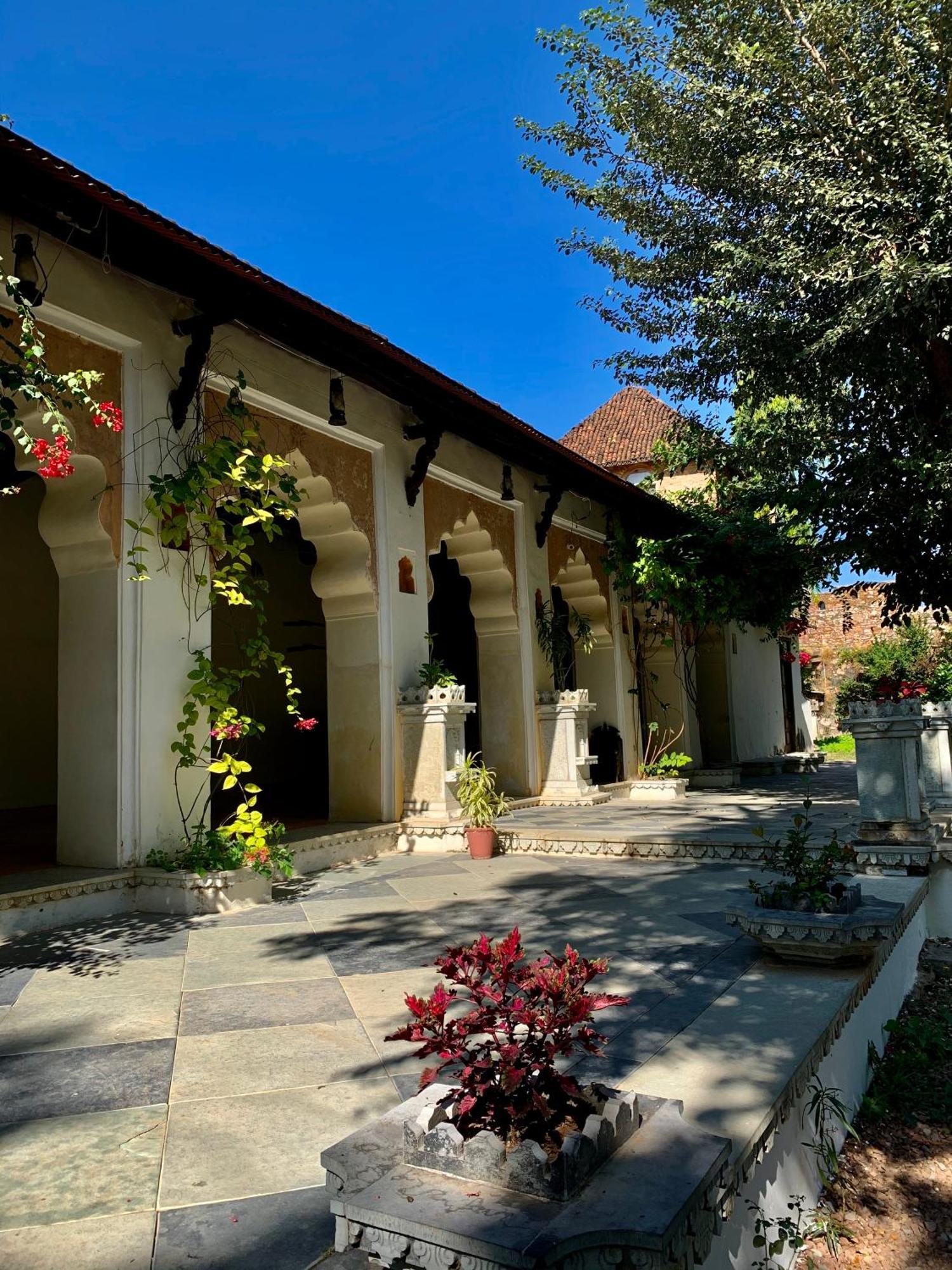 Hotel Castle Bijaipur מראה חיצוני תמונה